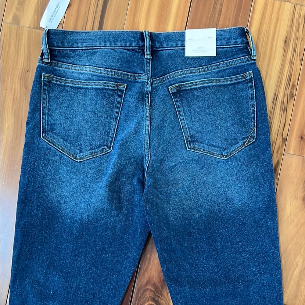 💕Banana Republic NWT Blue Straight Jeans, mid rise, slim fit - Picture 6 of 7